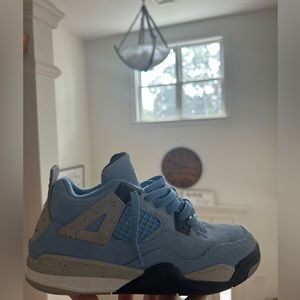Jordan UNC 4s